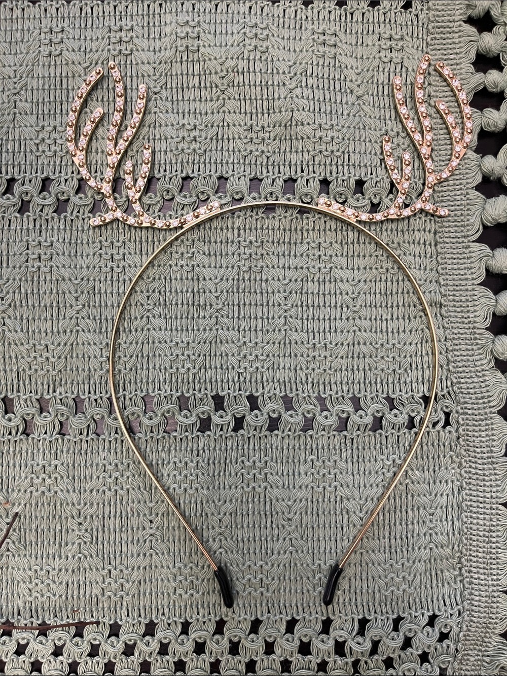 Fun reindeer headband - perfect for Christmas parties!